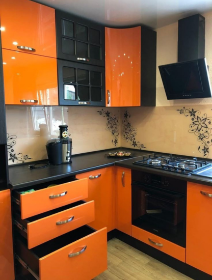 Modern Kitchen Furnishing